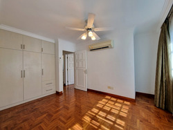 Chancery Grove (D11), Condominium #448041101